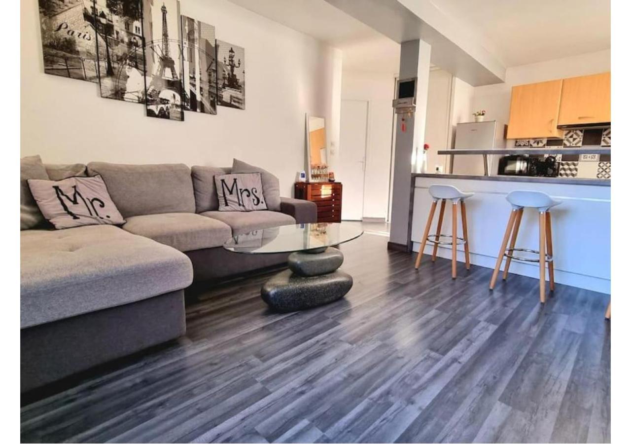 Superbe Appartement Avec Jardin Proche Versailles Saint-Cyr-l'Ecole Exterior foto